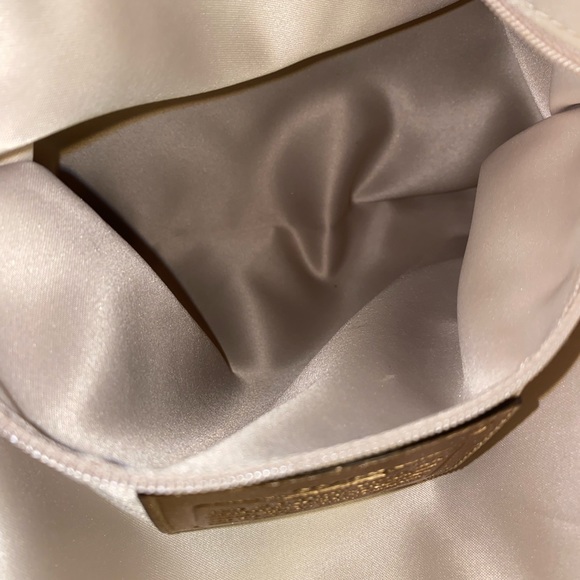 Authentic Coach Ali Hobo - Picture 14 of 16